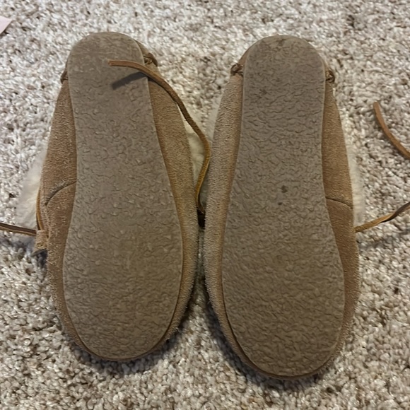 Minnetonka 11M toddler mocs. - Picture 2 of 3